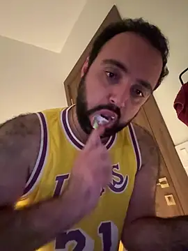 Jonnybigccookk69: διαδικτυακό σόου στην κάμερα