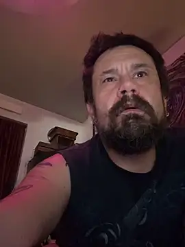 htk1975 Show in webcam