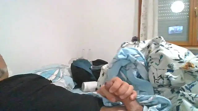 Diabulusux Show in webcam