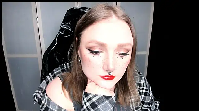Chat +18 de YourDyingBride ao vivo