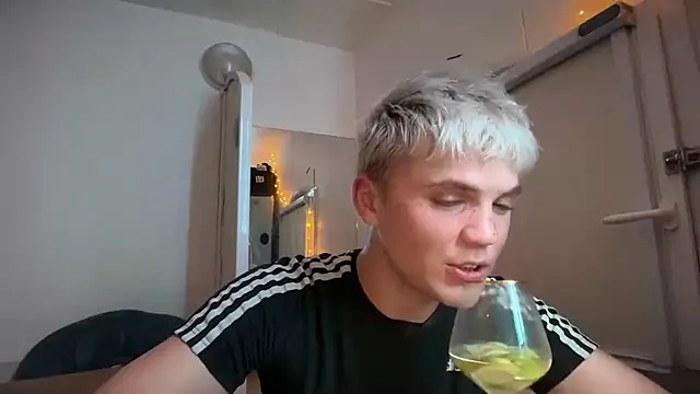 Justin_Hornn Webbikameraesitys