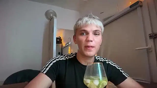 Justin_Horn Adlı Modelin Web Kamerası Şovu