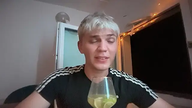 Justin_Horn webkamerás műsora