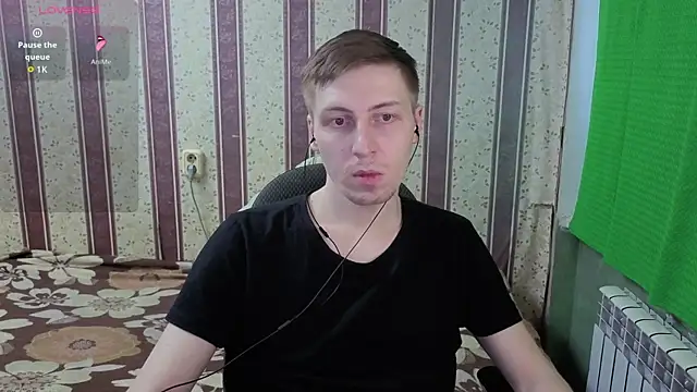 Darien_Brown Show in webcam