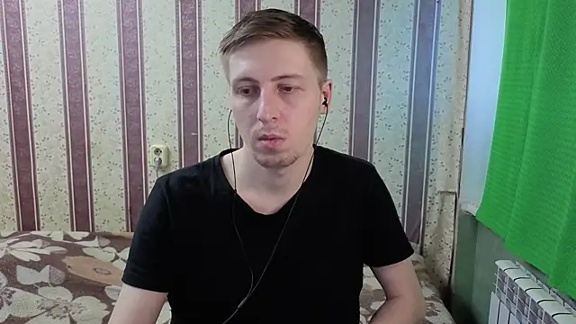 Darien_Brown Show in webcam