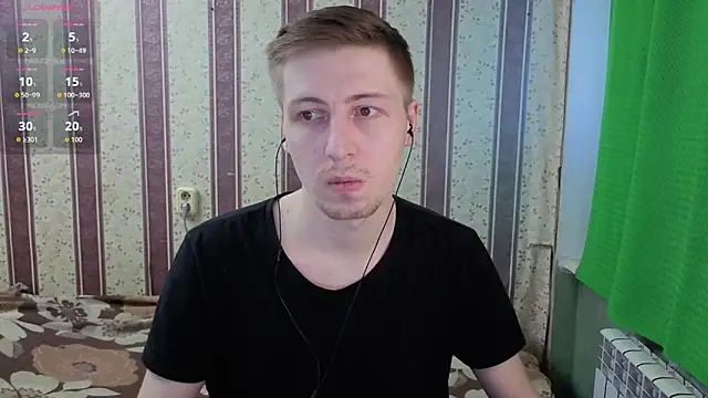 Darien_Brown: διαδικτυακό σόου στην κάμερα