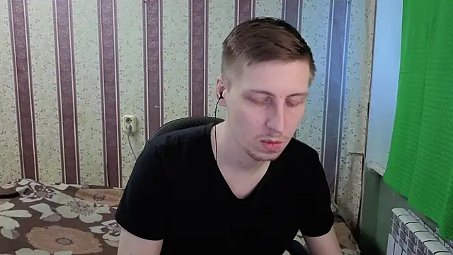 Darien_Brown Show in webcam