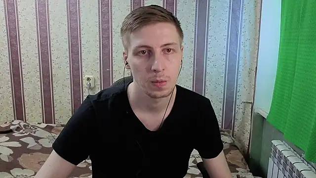 Darien_Brown Show in webcam