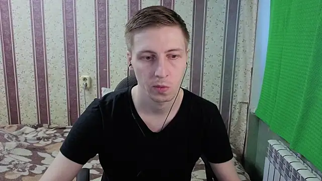 Darien_Brown Show in webcam