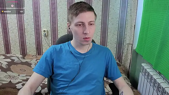 Darien_Brown Show in webcam