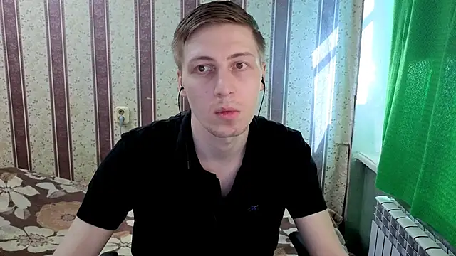 Pokazy przed kamerką – Darien_Brown