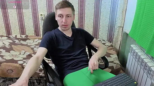 Darien_Brown Show in webcam