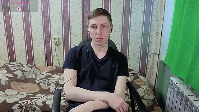 Pokazy przed kamerką – Darien_Brown