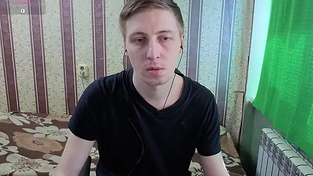 Darien_Brown Show in webcam