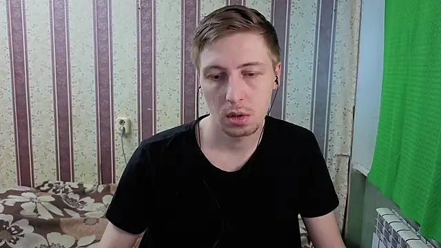 Pokazy przed kamerką – Darien_Brown