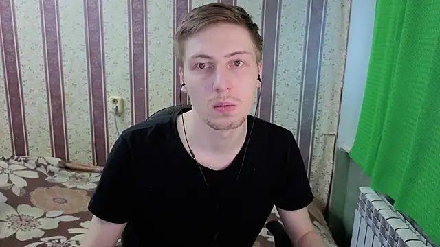 Pokazy przed kamerką – Darien_Brown