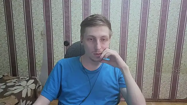Darien_Brownn Webbikameraesitys