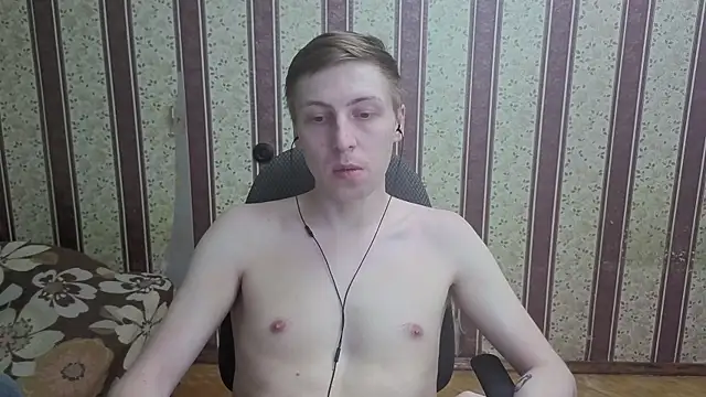 Pokazy przed kamerką – Darien_Brown