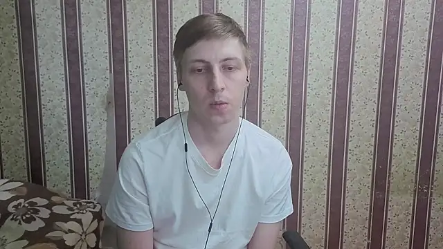 Darien_Brown Show in webcam