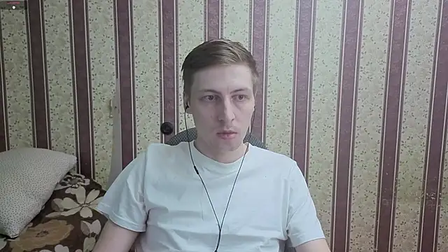 Pokazy przed kamerką – Darien_Brown