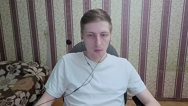 Darien_Brown Show in webcam