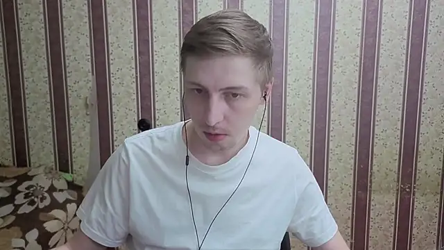 Pokazy przed kamerką – Darien_Brown