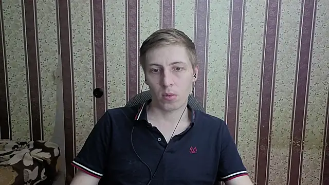 Pokazy przed kamerką – Darien_Brown