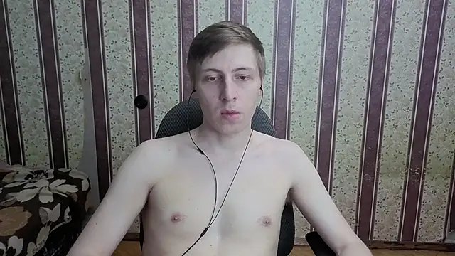 Darien_Brown Show in webcam