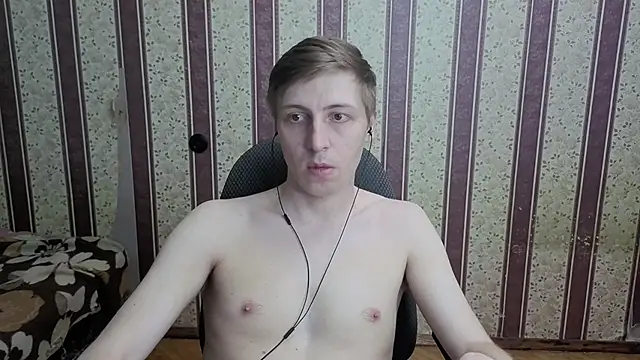 Pokazy przed kamerką – Darien_Brown