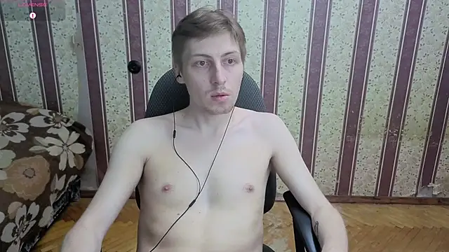 Darien_Brown Show in webcam