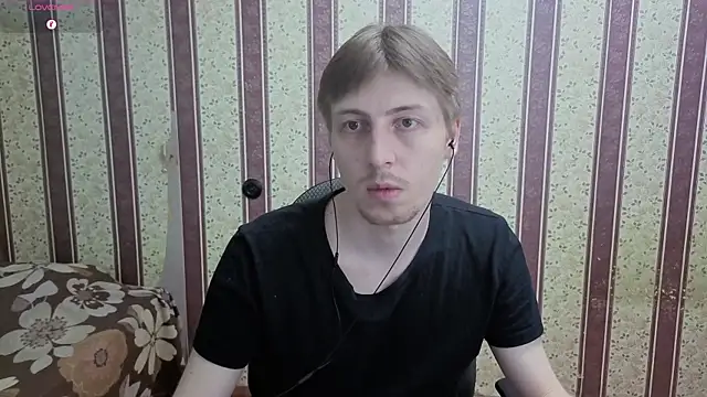 Pokazy przed kamerką – Darien_Brown
