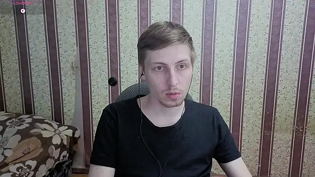 Pokazy przed kamerką – Darien_Brown