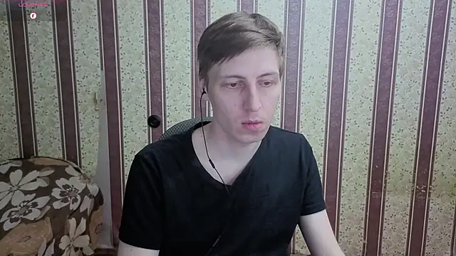 Darien_Brownn Webbikameraesitys