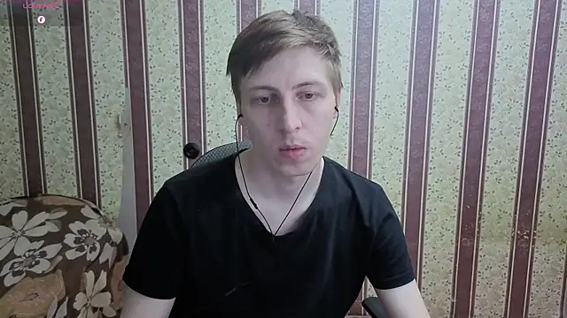 Pokazy przed kamerką – Darien_Brown