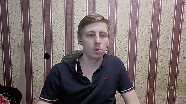 Darien_Brown: διαδικτυακό σόου στην κάμερα