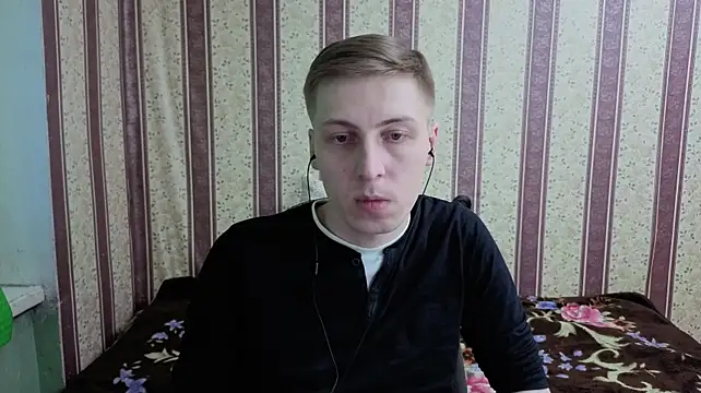 Pokazy przed kamerką – Darien_Brown