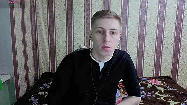 Pokazy przed kamerką – Darien_Brown