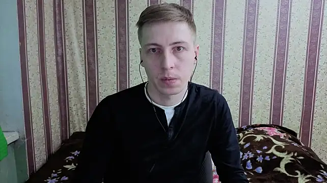 Darien_Brown: διαδικτυακό σόου στην κάμερα