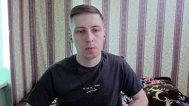 Darien_Brown Show in webcam