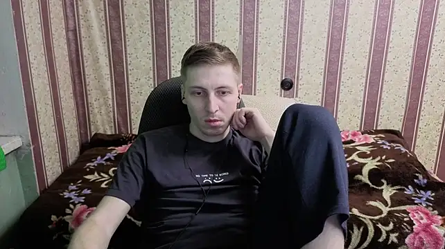 Pokazy przed kamerką – Darien_Brown