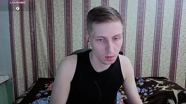 Pokazy przed kamerką – Darien_Brown