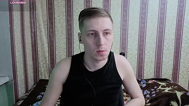 Darien_Brown Show in webcam