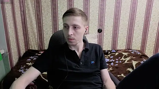Darien_Brown Show in webcam