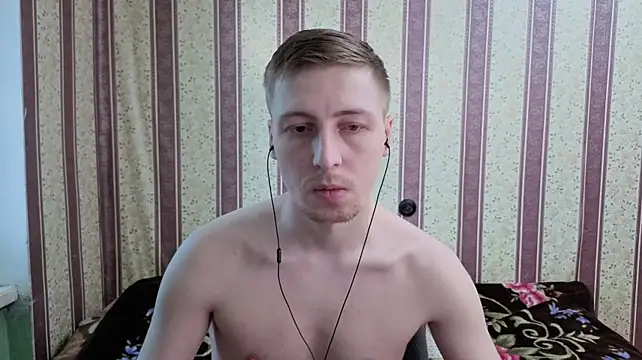 Darien_Brownn Webbikameraesitys