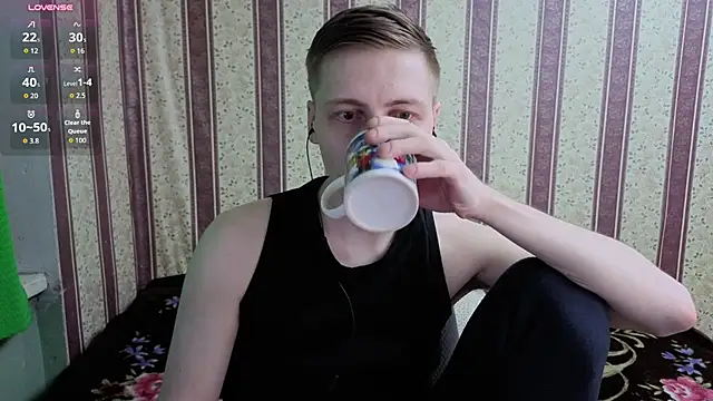 Pokazy przed kamerką – Darien_Brown
