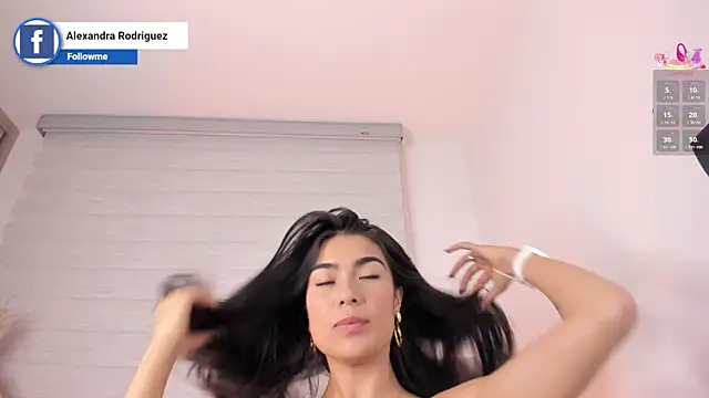 Alexandra_ra's Live XXX Chat