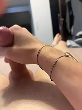 aleeebigcum: вебкам-шоу