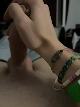 aleeebigcum Webcam show