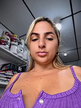 sammyqueenx21's Webcam Show