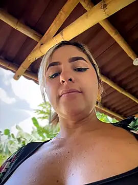 sammyqueenx21's Webcam Show